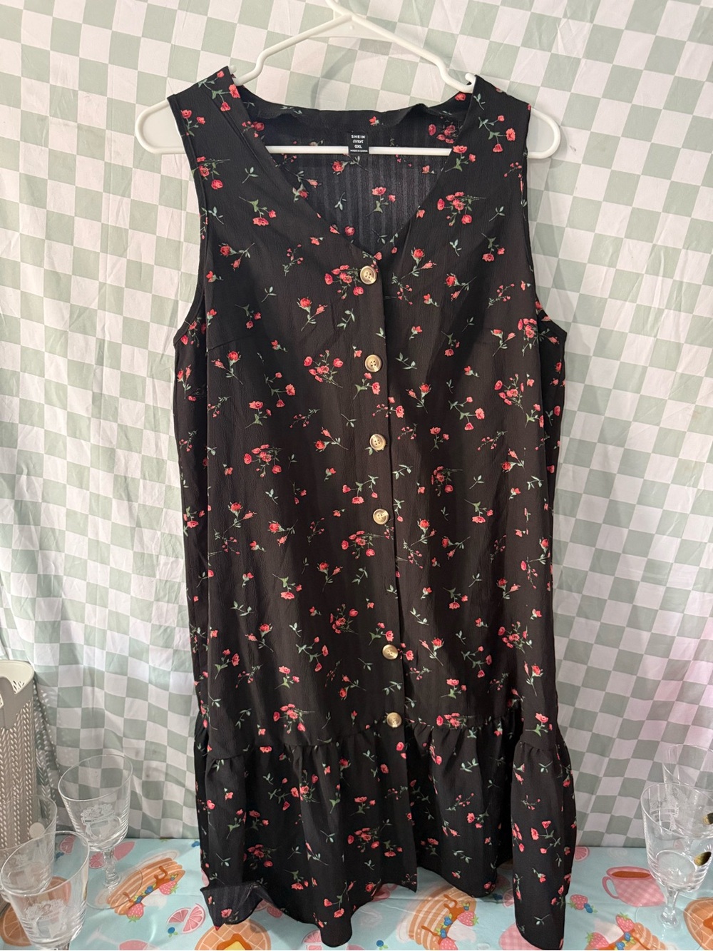 SHEIN Black Sleeveless Button-Front Dress with Red Floral Print